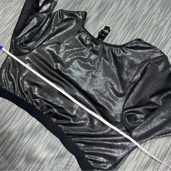 Torrid NWT! Bralette Black Metallic Top Gun Long Sleeve Stretch Crop Top Size 2 - Picture 11 of 12